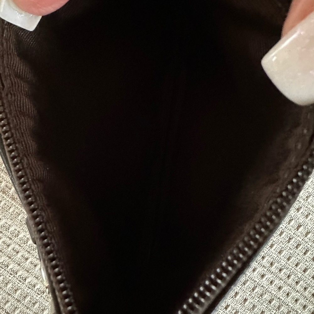 Coach leather  wristlet - Picture 3 of 3